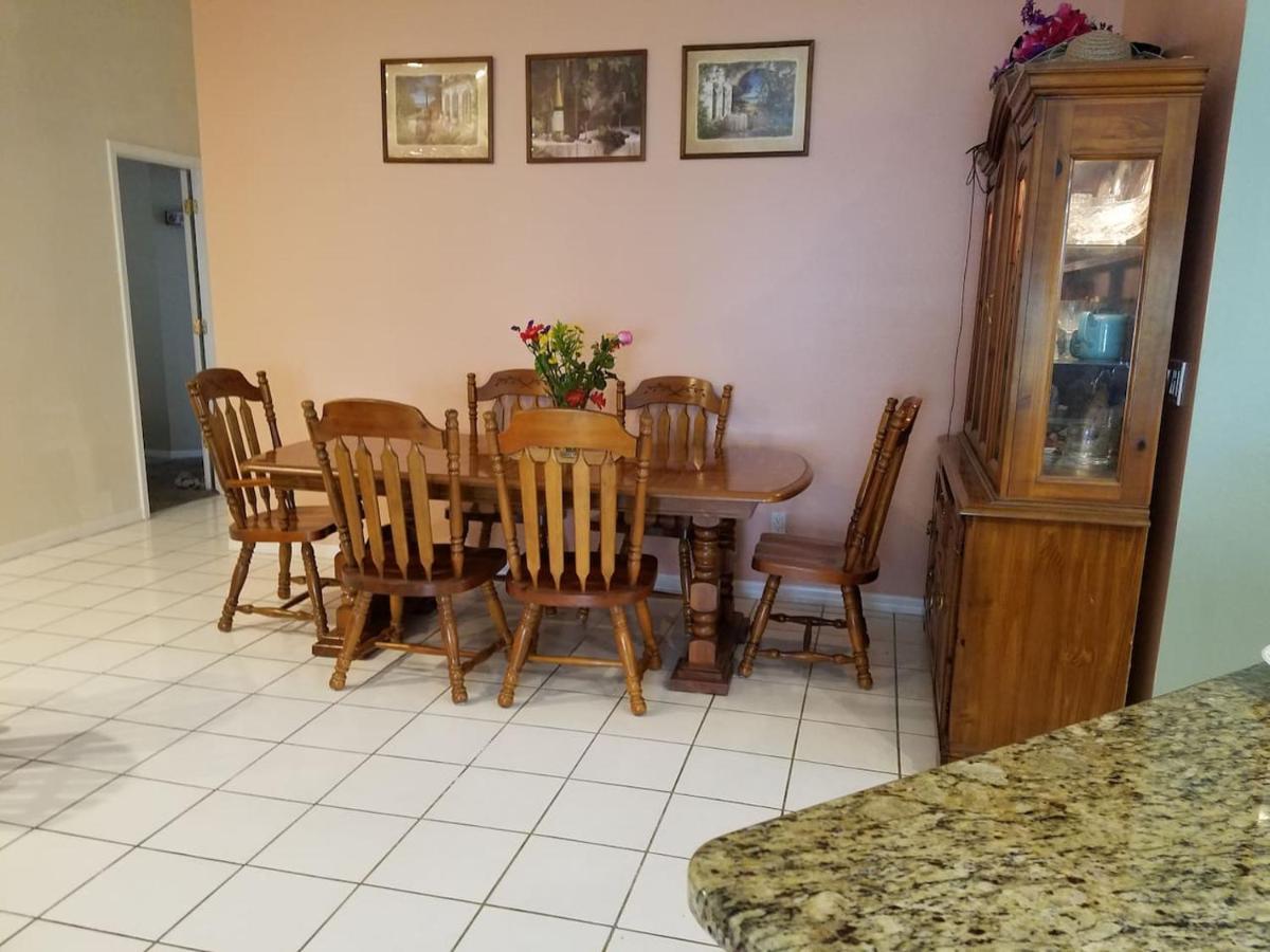 Cozy And Conveniently Located Pool Home With Free Wifi Tampa Exterior foto